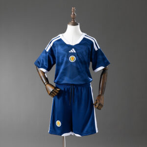 Camiseta + pantalon Escocia home niño 2026