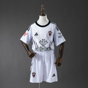 Camiseta + pantalón Albacete home niño 25/26