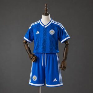 Camiseta + pantalón Leicester City home niño 26/27