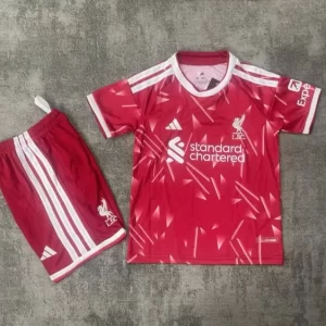 Camiseta + pantalón Liverpool home niño 26/27