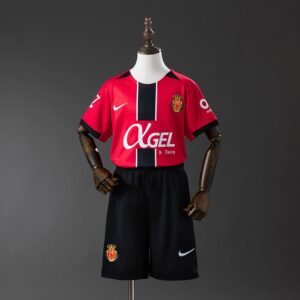 Camiseta + pantalón RCD Mallorca home niño 26/27