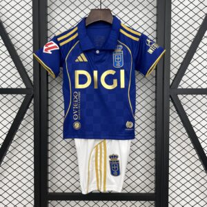 Camiseta + pantalón Real Oviedo home niño 25/26