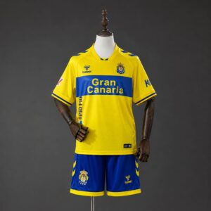 Camiseta + pantalón UD Las Palmas home niño 26/27